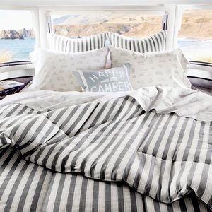 New sold out Pottery Barn Airstream Del Mar Organic Percale Pillowcases Set of 2